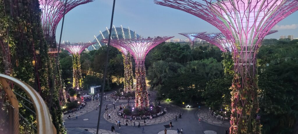 Singapore: The bubbling kettle of cultures